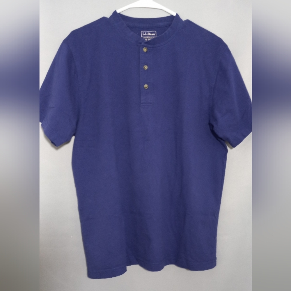 Men L.L. Bean Navy Henley Polo Size M